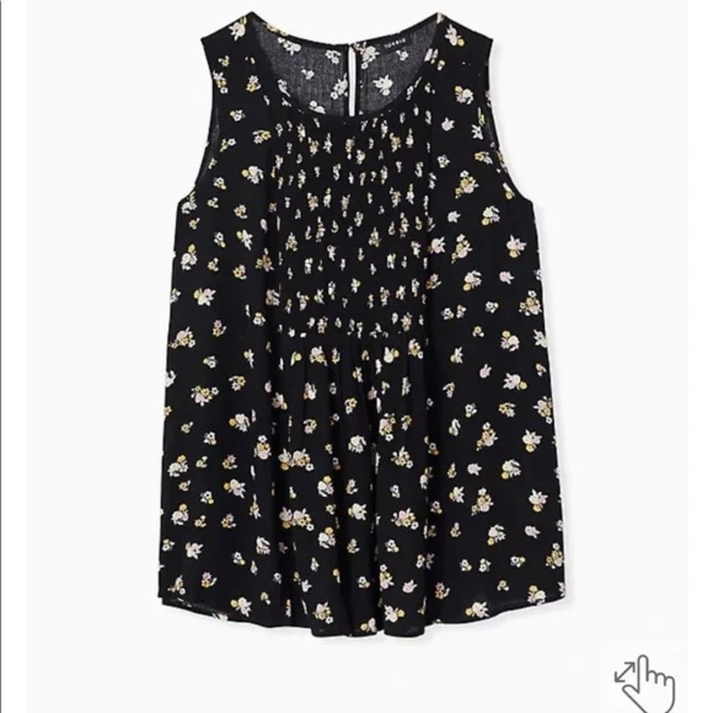 Torrid Black Tiny Floral Smocked Flowy Tank Size 0 (Large) EUC